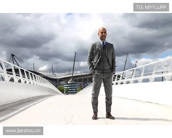 瓜迪奥拉进攻层次体系解析：多线推进与空间利用持续提升