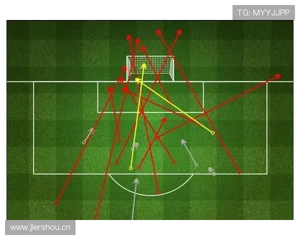 苏亚雷斯 vs 本泽马:技术型中锋的两种答案 苏亚雷斯 vs 本泽马:技术型中锋的两种答案