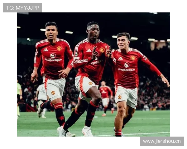 曼联复兴进程:阶段性进展与后续挑战仍需观察 曼联复兴进程:阶段性进展与后续挑战仍需观察